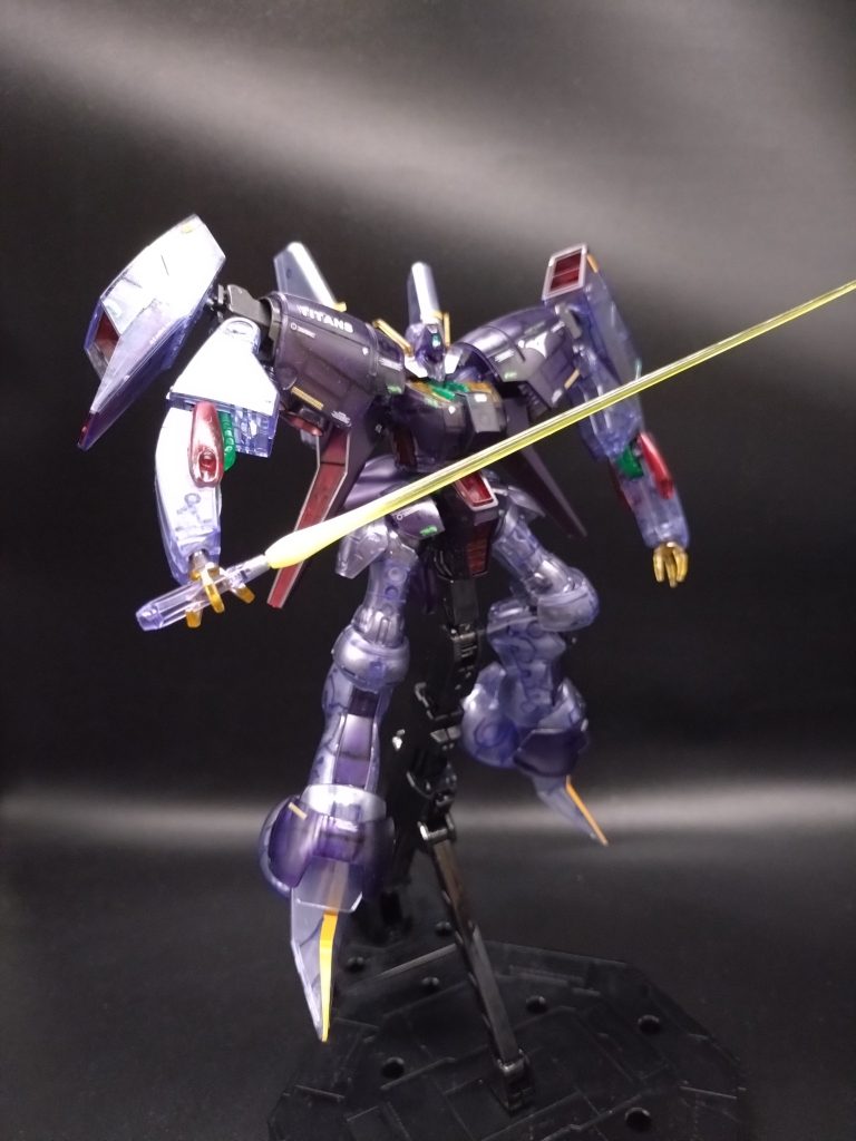 アクションポーズ
