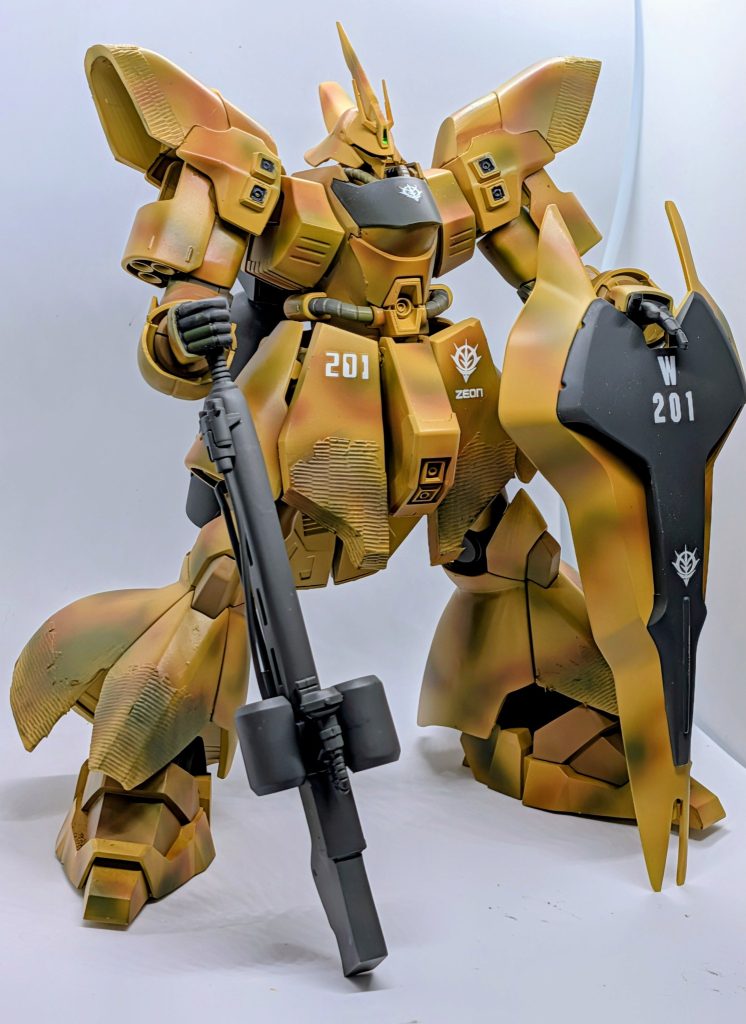 左から