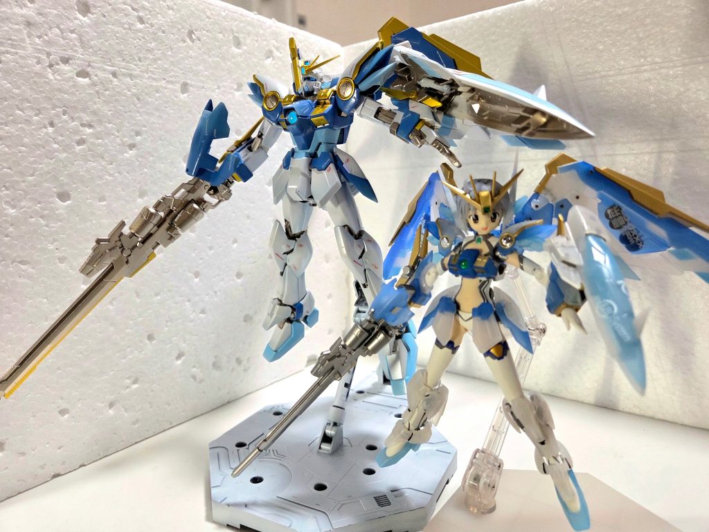 最後にカラーリングの元ネタとなった雪菜=シュネーラインと合わせて見ました。統一感があって見栄えが良いですね。最後までご覧いただきありがとうございました。次回も見ていただけたら嬉しいです。