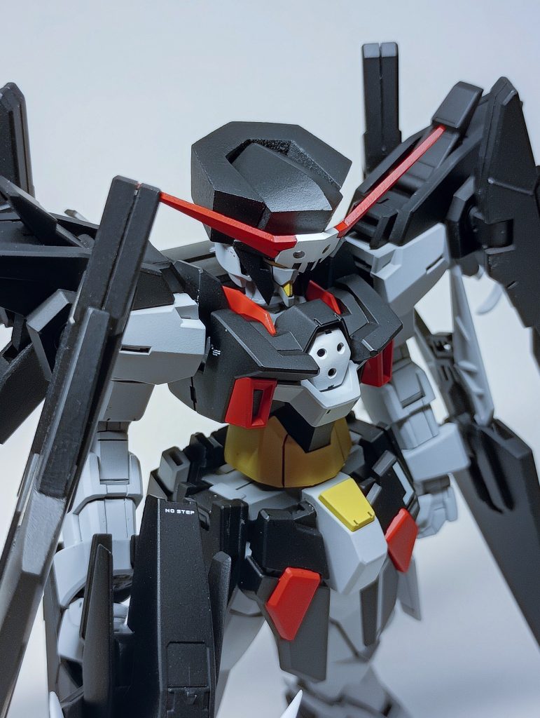 頭部はMGのDHを利用しているそうですが、持ってないので自作しました。