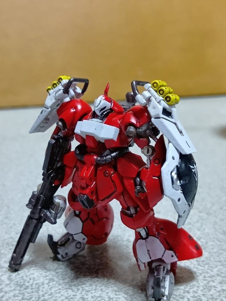 汚い塗装ですが、ここまで見てくれてありがとう御座いました！次はRGガンダムを作る予定です！