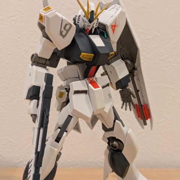 HGUCνガンダム腰部可動作戦