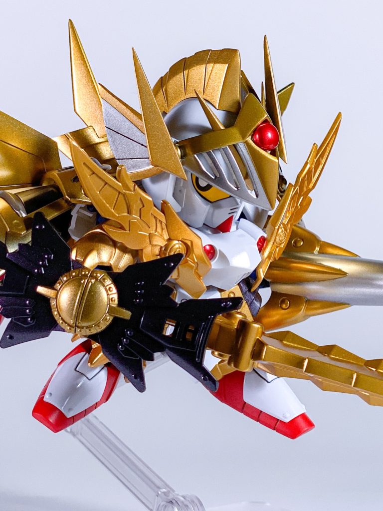 という事でバーサル騎士ガンダム 龍装覚醒イメージでした。久しぶりに色々と悩みながら武器作ったり、パーツ接続など考えたりと楽しく制作できたので非常に良い時間を過ごせました。コメントなど頂けたら嬉しいです。 今回もヤフオク出品してますので是非プロフのリンクからご覧くださいませ。