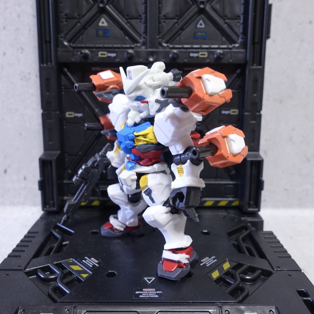 MSE・白いガンダム オリジナルビット装備–2枚目/制作者：ミラノ