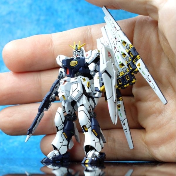 νガンダム　ガンダムアーティファクト