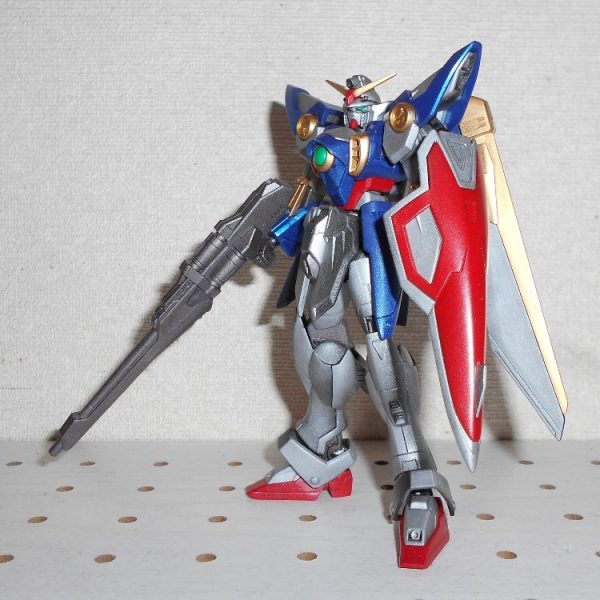 ガンダム01……とOZに呼ばれたウイングガンダム