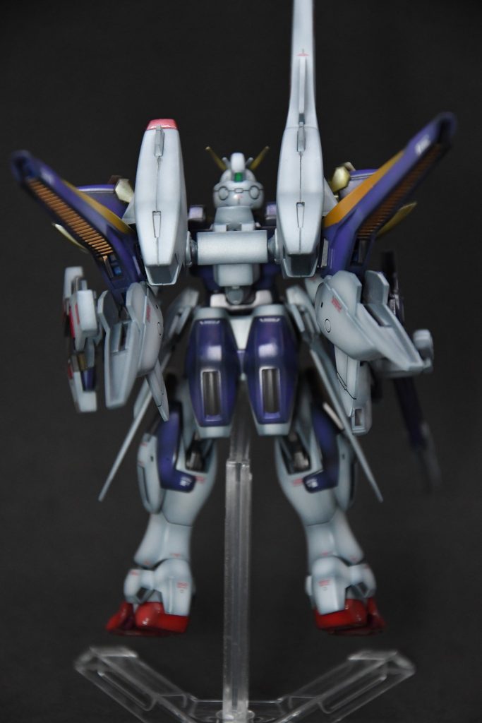 後ろから。