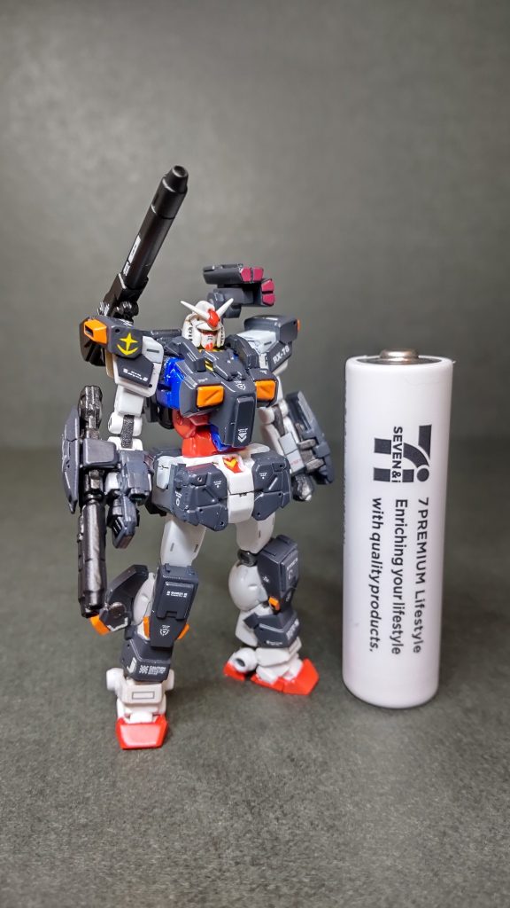 武装！これこそがアーティファクトPROフルアーマーガンダムだ！...と言ってよろしいでしょうか？正確には8割フルアーマーでは？フンドシ部、脇腹部、ふくらはぎ部、爪先部のアーマーは断念😓いやいや、ここは言ったもの勝ち🤪&nbsp;