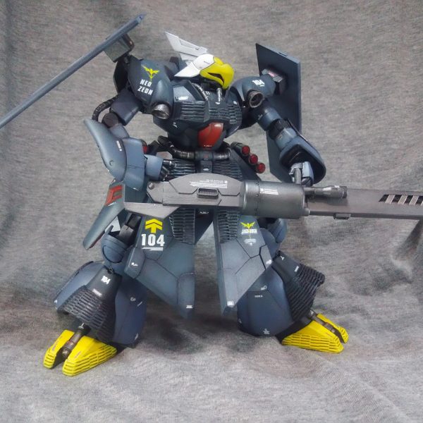 過去に作ったヤクトドーガをアーティファクトで再現しようとしてます。ただ、ツィメリットコーティングは無しとしました。現地改修前って感じですね。（7枚目）