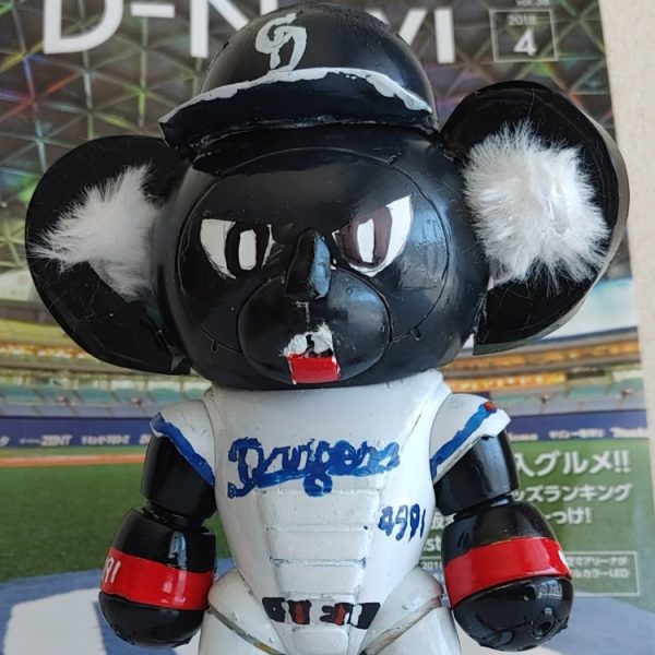 黒いドアラッガイ