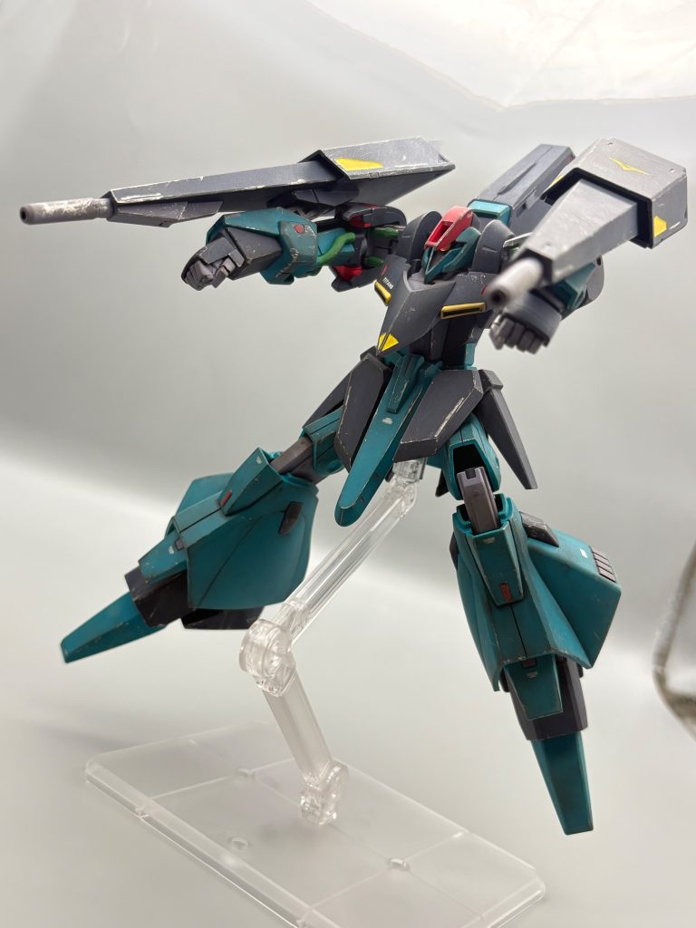 デカールの貼る位置は1部ガンダムvsZガンダムを参考にしています。