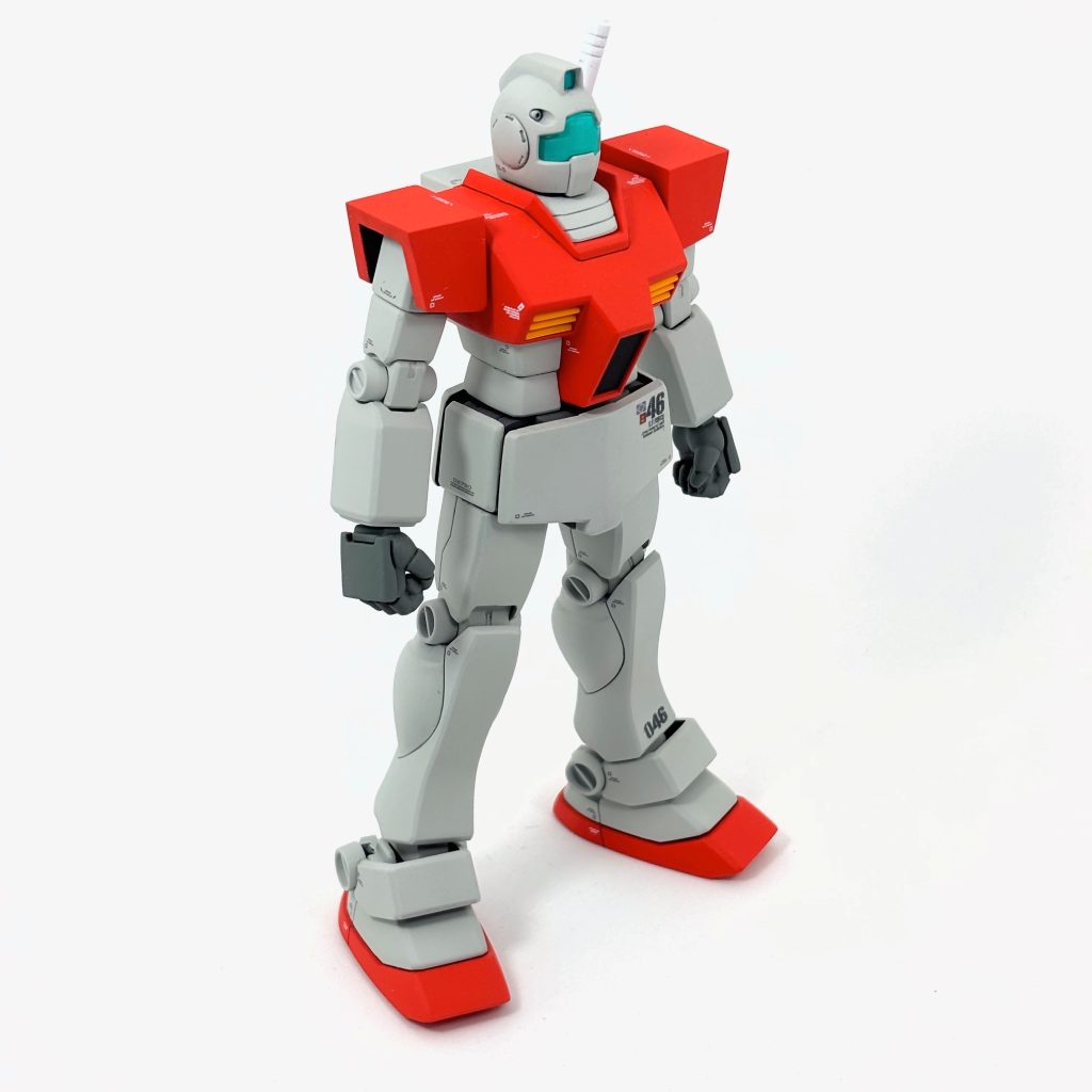 頭部がなかなかの難物！耳をまたいだモナカ合わせで今やモールドも甘かったので、こりゃ普通に合わせ目消すと全部消えちゃうな……と、新兵器の光造形プリンターで耳パーツを作ってみました。 （いちおうデータを置いときます。すぐ作れる程度のものですけど……）