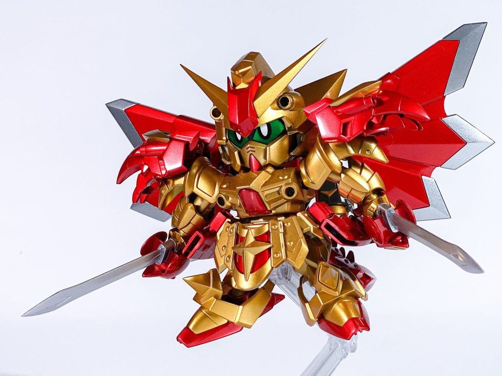 と言うわけで、とても満足な仕上がりになりました！騎士スペリオルドラゴンはスダドアカの神様なので、煌めいた感じを表現できないか考えておりました。前回はゴールドにクリアイエローを重ねましたが、綺麗な色味だが輝かない感じで不満でありました。