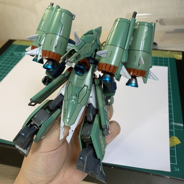 機動兵装ポッドは磁石で接続&nbsp;全てはメルカリで機動兵装ポッド２個を買ってから始まりました。&nbsp;現在大物シール貼り今後小物シール貼り表面処理1表面処理2完成&nbsp;寒くなる前になんとかしたい（4枚目）