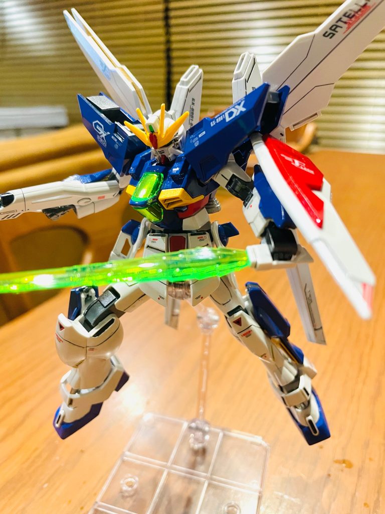 サテライトキャノン非展開バージョン！ポージングも決まる👍