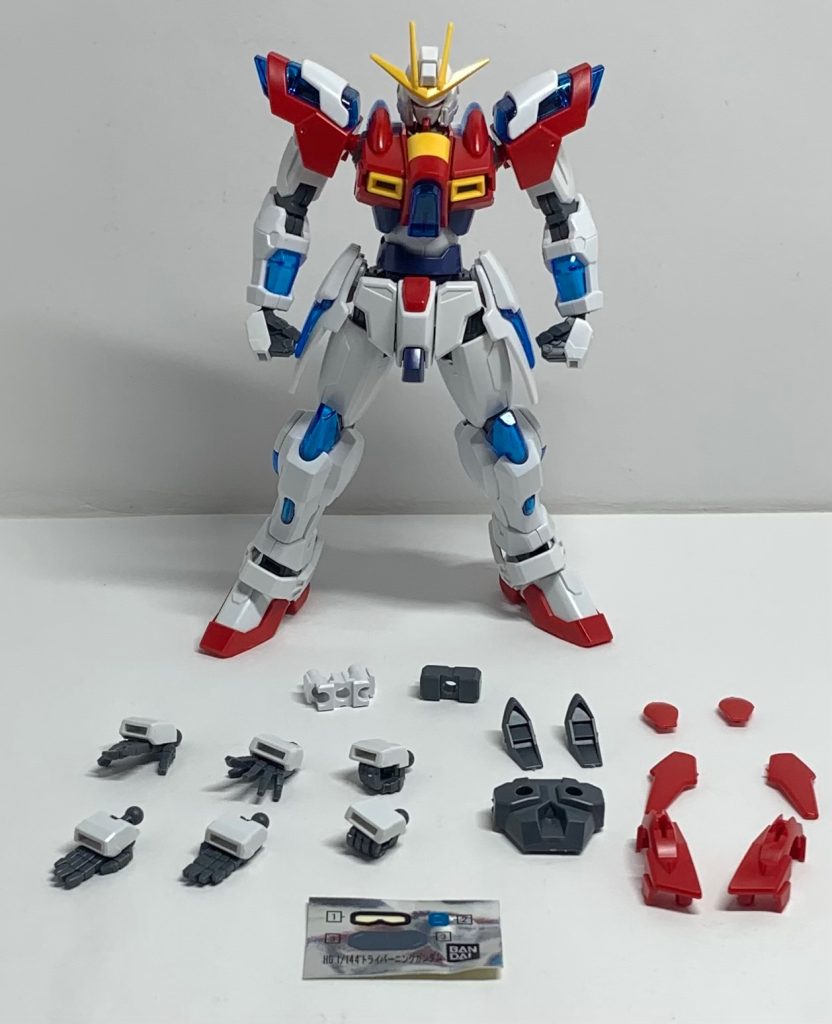 最後に付属品パーツ等で。基本的に先に発売されました「HGBF ビルドバーニングガンダム」の強化型となっており、かなりマッシブな体型へと変わっています。また同様に稼働範囲もしっかり確保されており、動かしていて楽しいキットです！エフェクトパーツもりもりですし！かなり映えるのではっ！おすすめですっ！＊＊＊他のバリエーションキットとして一般販売「HGBFT ビルドバーニングガンダム」「HGBFT トライバーニングガンダム」←いまここ「HGBF スターバーニングガンダム」「HGBFT カミキバーニングガンダム」「HGGBM 神バーニングガンダム」「HGBFT ディナイアルガンダム」「HGBF ガンダムシュバルツリッター」プレミアムバンダイ限定「HGBF カテドラルガンダム」等が発売されています。＊＊＊ビルドダイバーズ二次小説「陰キャアイドルはGBN〈惑星〉を救いたい。」こちらのつぶやきによる【試し読み】またpixivにて更新中です〜！プロフ等のリンクからどうぞ〜！◇◇◇またハーメルン版「陰キャだけどアイドルはじめてGBN〈惑星〉を救う話。」も同様に更新中です〜！二次創作にご興味のある方はプロフ等のリンクからどうぞ〜！