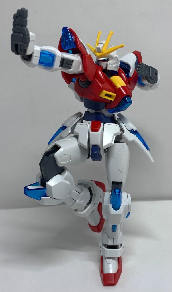 関節部分が「HGBF ビルドバーニングガンダム」の流用なのでよく動きますね！