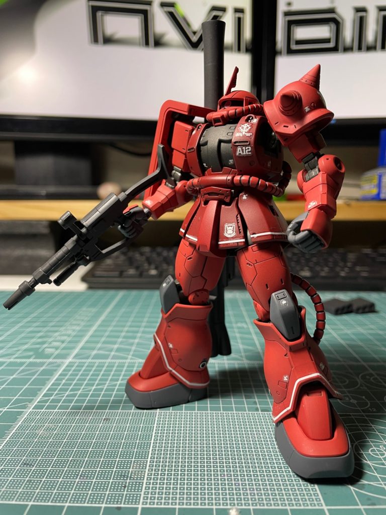 HG GO シャア専用ザクⅡ 全塗装