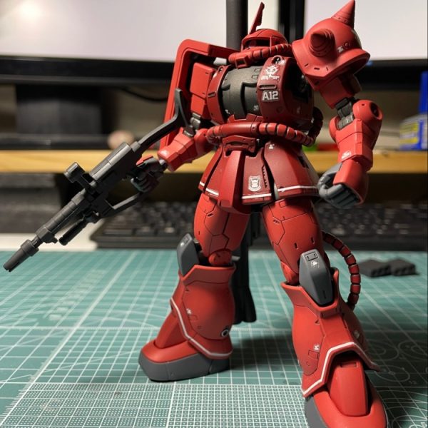 HG GO シャア専用ザクⅡ 全塗装
