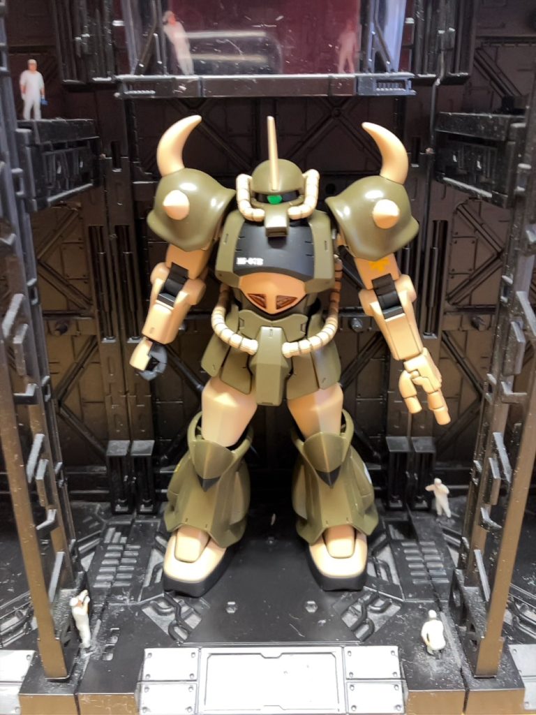 トーマス・クルツ専用グフ–4枚目/制作者：y_hahaha