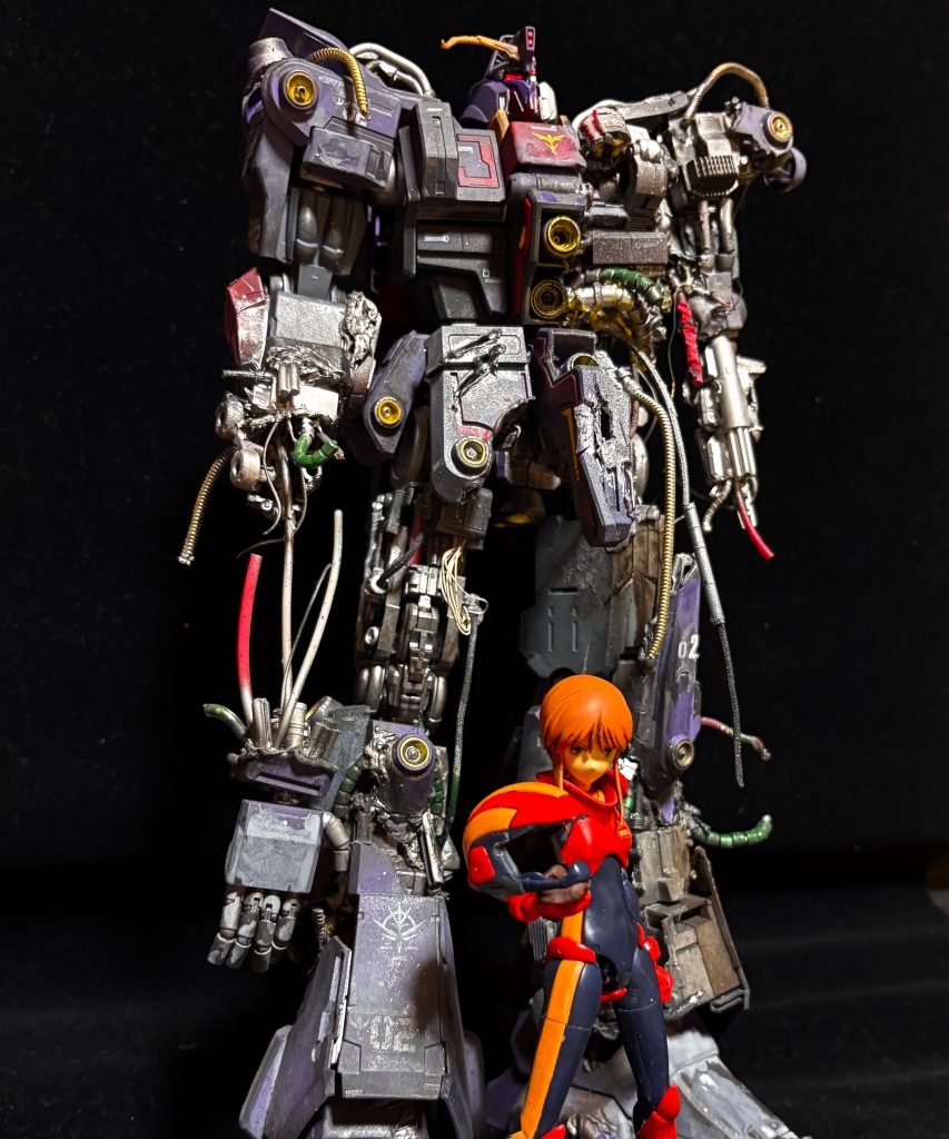 ホントはプルツーよりマリーダさん推しですが､まぁ〜もとは同じなので。これがサイコガンダム&nbsp;MKⅡだけだと､色味が地味になってしまう所でしたが､結果オーライ👍🏻プルツーも設定に拘り､バイザーのパーツはオミットしました。普通被ってから､バイザー下ろしますしね。&nbsp;ここまで見てくださってありがとうございました🙇‍♂️