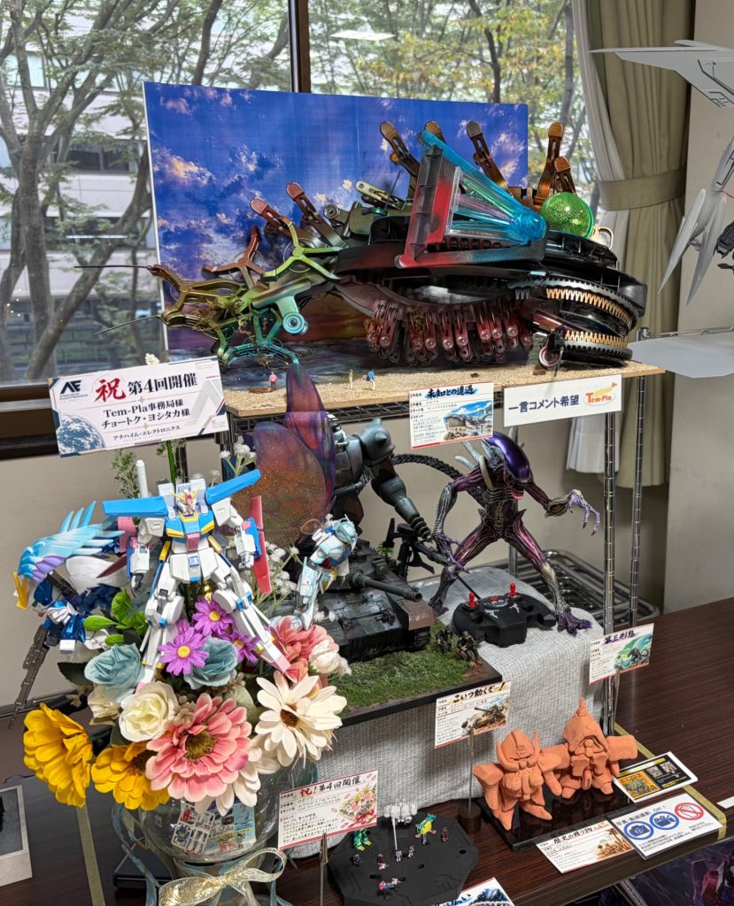 かなり飛び道具感はありますが、運営の皆さんに感謝を示せる点では良い作品になったかなと自画自賛しています👏苦笑全ての模型店や展示会スタッフの皆さんに感謝を込めて💐