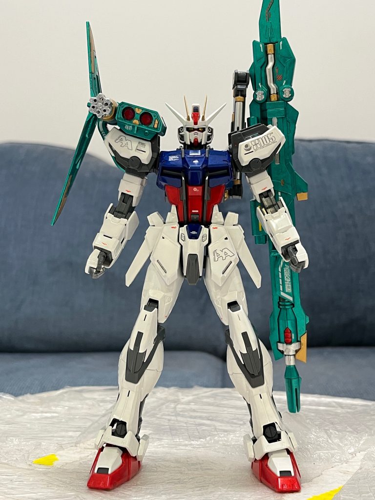 まずはランチャーストライクガンダムの素立ちです。