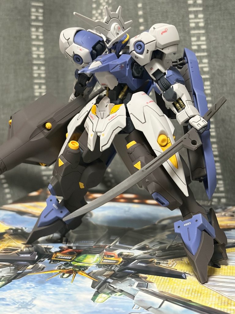 ガンダムキマリスウィダール–2枚目/制作者：BERLIOZ