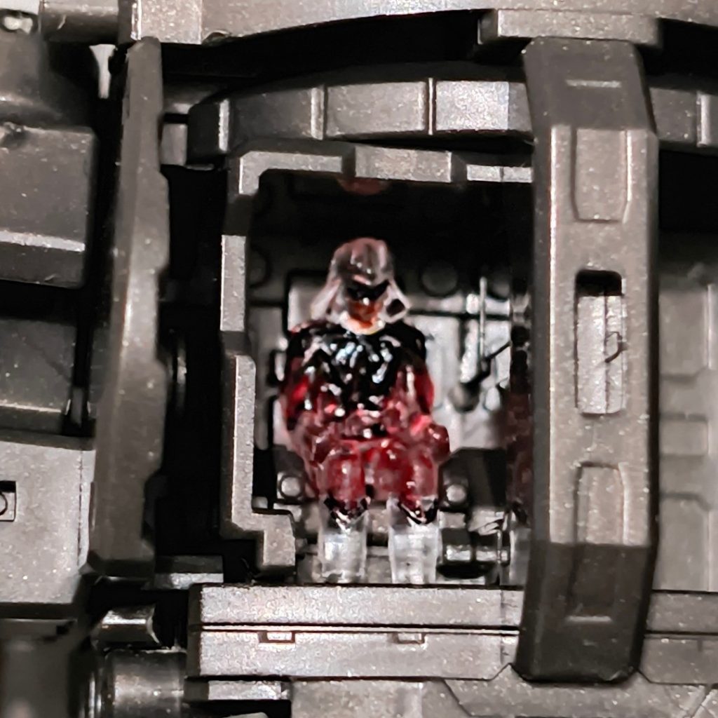 あ、どうも！シャアのコスプレをしたクリスタルボーイです(gundam-kao4)皆さんありがとうございました。