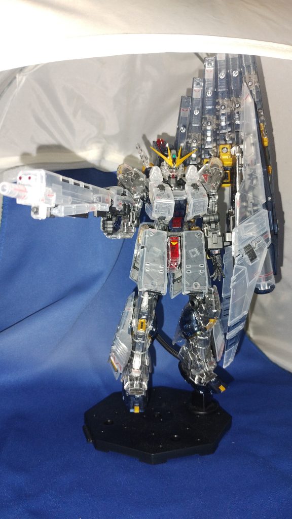 RG　RX-93νガンダム　HWSクリアカラー