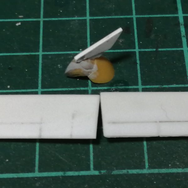 過去に作ったヤクトドーガをアーティファクトで再現しようとしてます。ただ、ツィメリットコーティングは無しとしました。現地改修前って感じですね。（4枚目）
