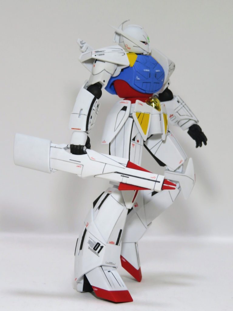 HGCCでは∀ガンダムしか発売されていませんが、ターンXやスモーなんかも出してほしいですね😃以下、AIで編集した画像になります。