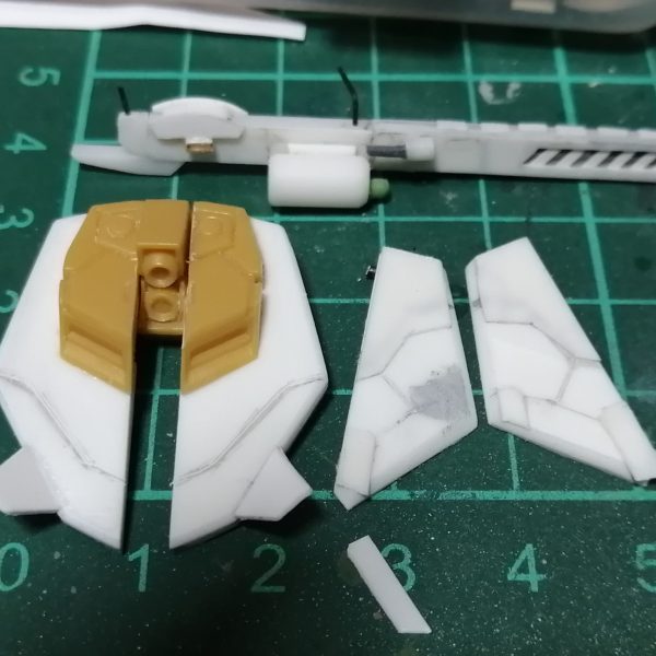 過去に作ったヤクトドーガをアーティファクトで再現しようとしてます。ただ、ツィメリットコーティングは無しとしました。現地改修前って感じですね。（5枚目）