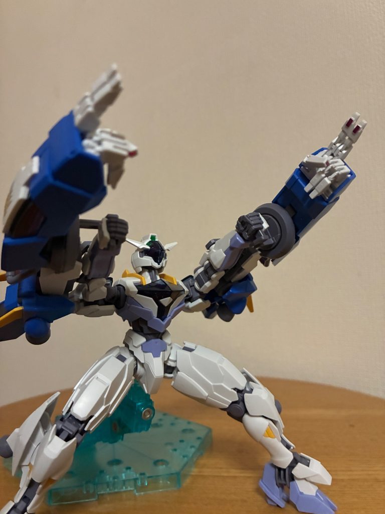 ピースビームも両腕から！迫力が倍増しますね😃