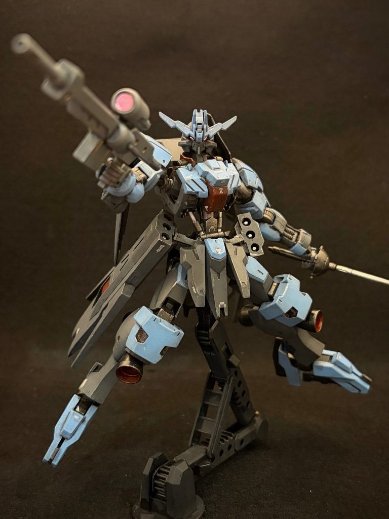 ガンダムヴィダール 〜合わせ目や塗り分けをがんばった–7枚目/制作者：とうと (Touto) | 2年目食卓モデラー＠スポンジ塗装