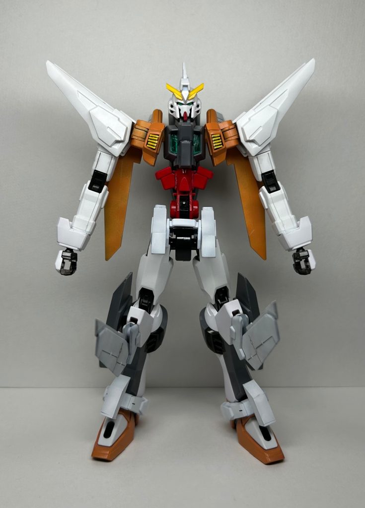 ・前面②一応、ガンダムキュリオスと同じく胸部の中心にあるパーツがGNドライブという設定です