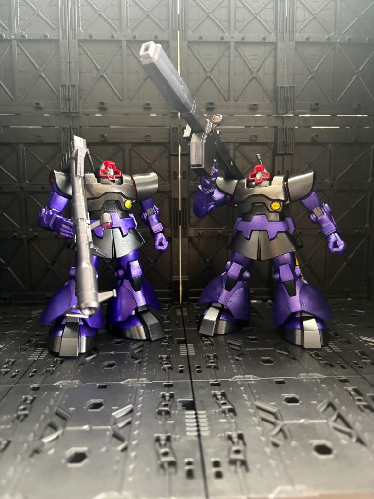 ビームバズーカにジャイアントバズーカと大型の武器が良く似合いますよね。さすがはジオンの重MS。