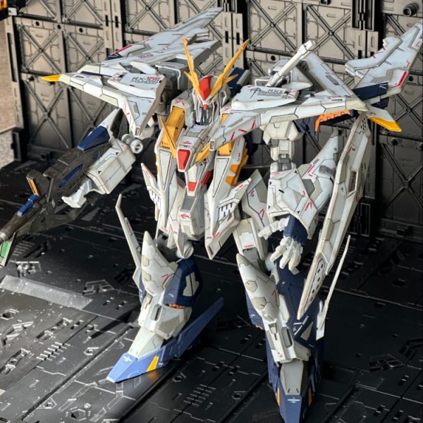 クシィーガンダム