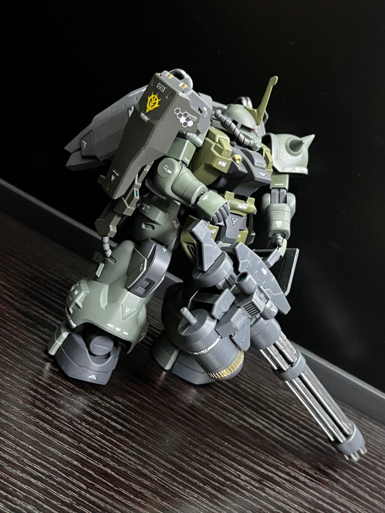 重装備なので動きも鈍重そう