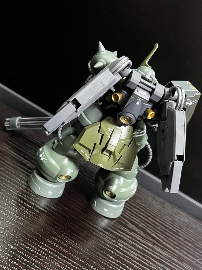 機動性を補うためのスラスターやらブースター