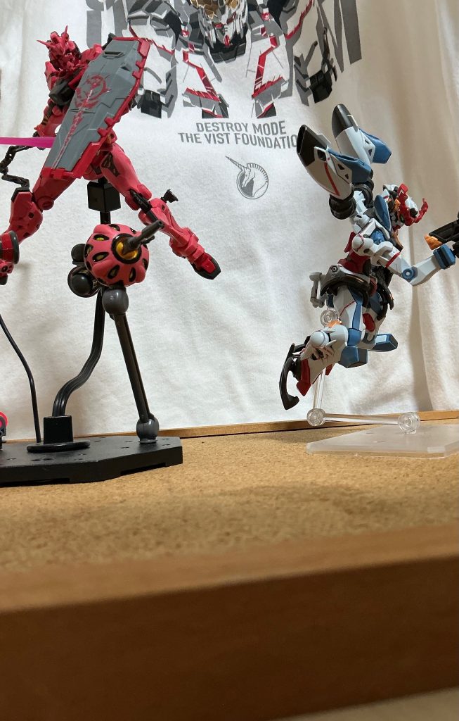 例の赤いのと一緒に！！wどちらも塗装してます！！