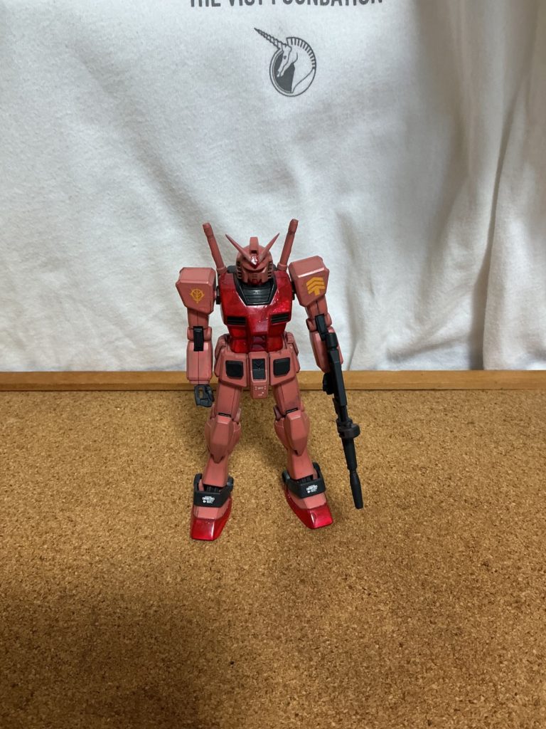 随分と赤いガンダム