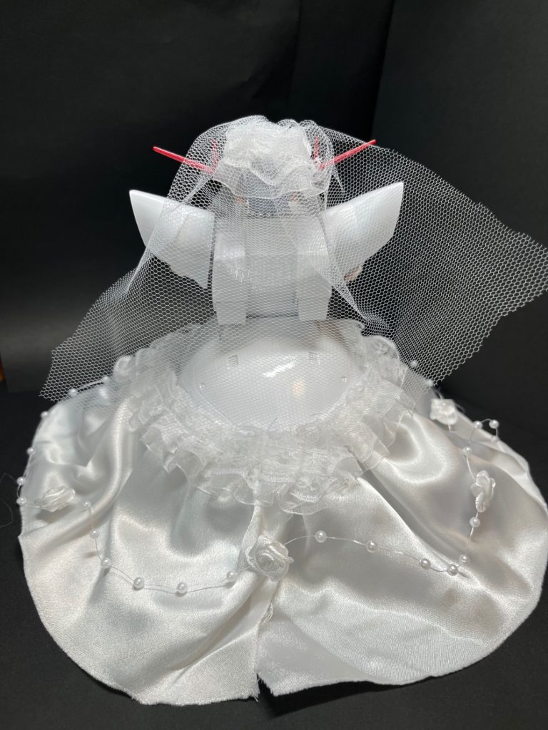 純白 MSN-02'ZEONG'–3枚目/制作者：mingongo