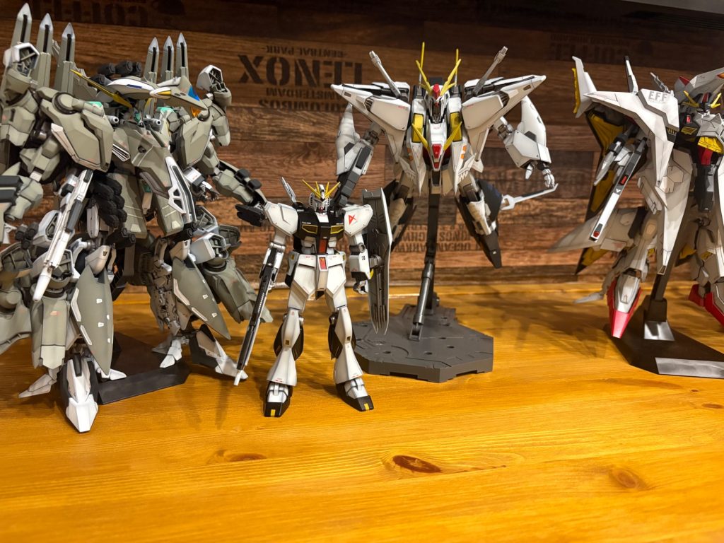 増えていくガンプラ達
