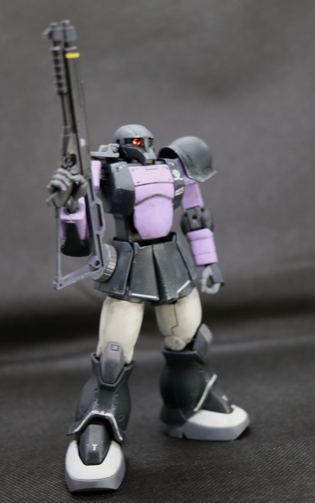 ケンプファーのショットガンを持たせてみました。これもカッコいいですね（自画自賛）