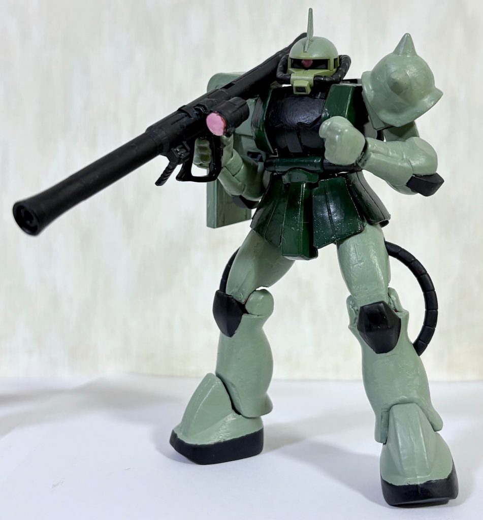 動力パイプが黒いのでJ型のつもり。上半身はリバイブ版だが、下半身は旧キットである(gandam-hand2)