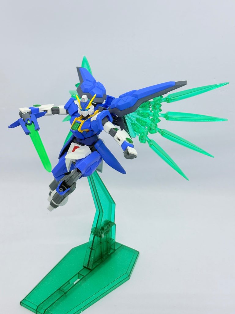 バックパック展開。アキレスD9をようやく使えた。武器はガンプラより30MFの方が合いそうよねあれ。画像は高機動オベロンモード。