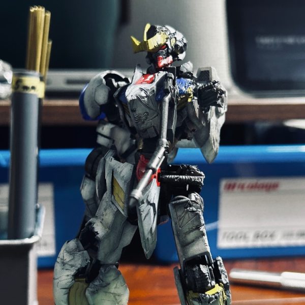 ジオラマに初挑戦してみようと思い、制作中です😄ウェザリングもかなり久しぶりに挑戦中10/5追記ようやく土台のみ完成！あとはエフェクト塗装して完成かな🤔&nbsp;（1枚目）