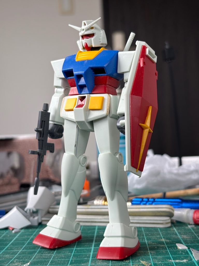 色分けが優秀な分、内部が結構複雑で後ハメも複数しました。