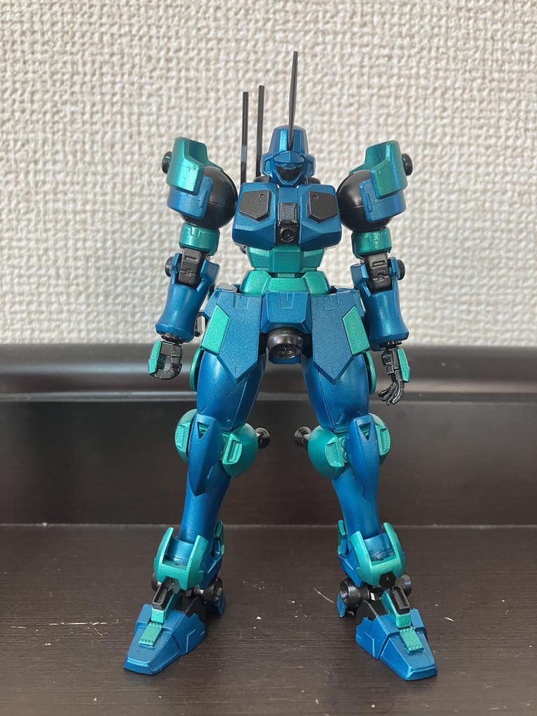 作品名：<p>本体部分の塗装を終えたんで組んでみました。思ってた感じにはならなかったし色々荒いんですけど、何とか形にはしたかなとw後は武器だけですが、こっちもどうなるか…とりあえずパーツ同士が擦れて塗装が剥げる度に絶望してます、ポージ [&hellip;]</p>
